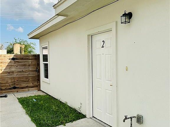 5th image of 2203 S Pamplona St #2