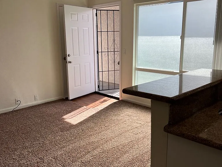 4053 Wilson Ave — Photo 27