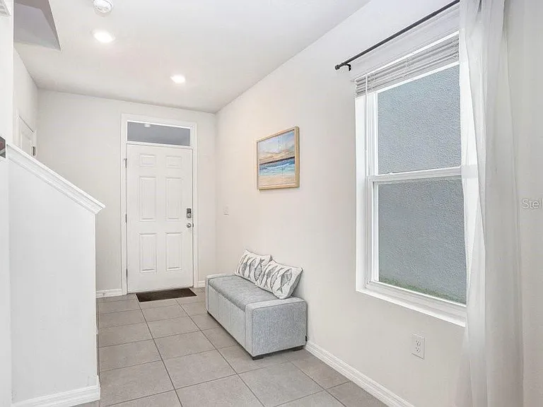3044 Suncoast Plains Dr — Photo 5