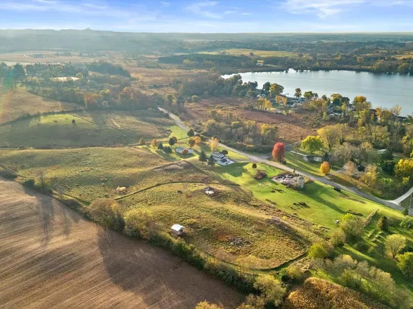 Lt4 W WATERFORD ROAD, Hartford, WI 53027