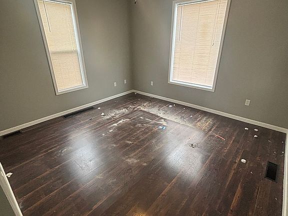 5th image of 150 E Fair Ave