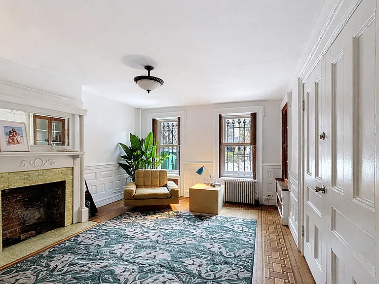592 Decatur St #1 — Photo 4