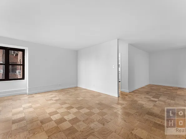 383 Grand Street image 6 of 24