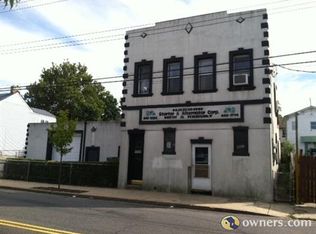 2860 Richmond Ter, Staten Island, NY 10303