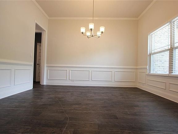 5th image of 54 Park Ave