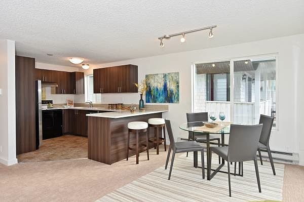 Open kitchen
