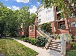 11775 Stratford House Pl APT 205, Reston, VA 20190