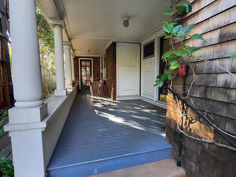 2626 Benvenue Ave #3 — Photo 3