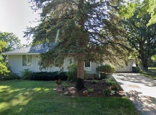 11449 Palm St NW, Coon Rapids, MN 55448