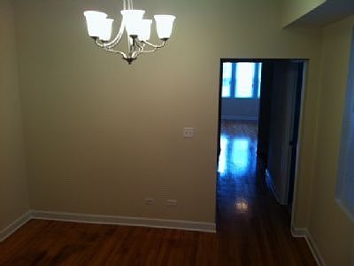 4th image of 3242-3248 W Wellington Ave #32421