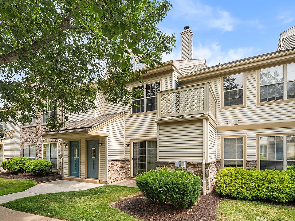 1st image of 1804 Foxmeadow Cir
