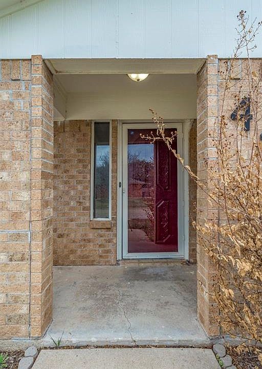 1st image of 4441 Pamela Dr