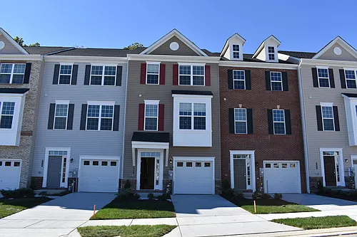 9421 Adelaide Ln Photo 1