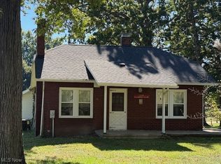 1127 Millbrook Sq NE, Bolivar, OH