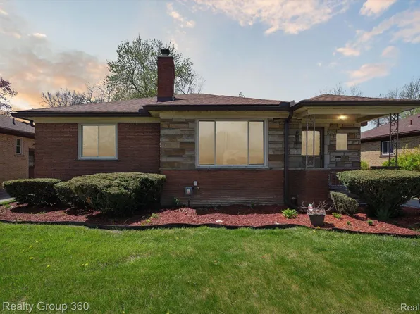 24091 Blackstone St, Oak Park, MI 48237