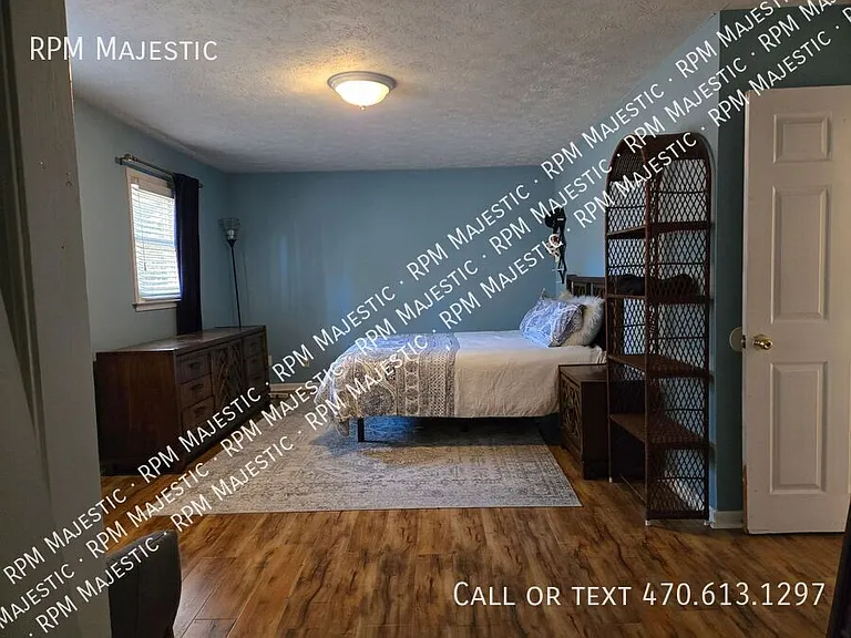 3518 Moonlight Ct — Photo 8