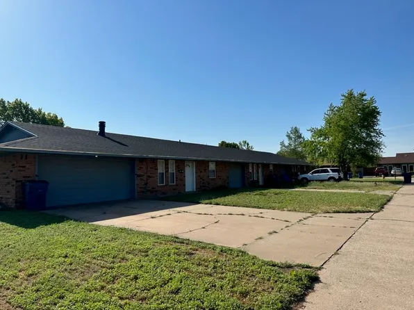 325 Dustin Dr, Lahoma, OK 73754