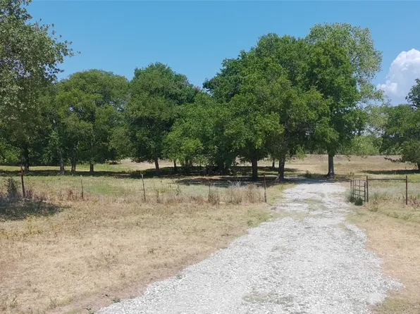 630 Harmony Rd, Weatherford, TX 76087