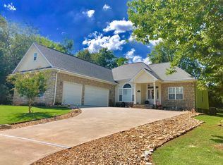 118 Nunnehi Trl, Vonore, TN 37885