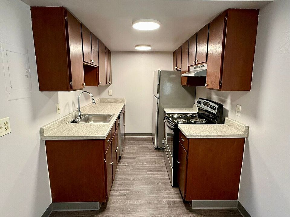 1st image of 1107 S Madison St APT 201