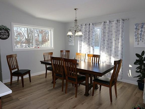 5th image of 43894 Easy St