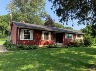 14215 Barnes Rd, Byron, MI 48418