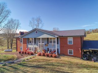 1028 Old Stage Rd, Rogersville, TN 37857