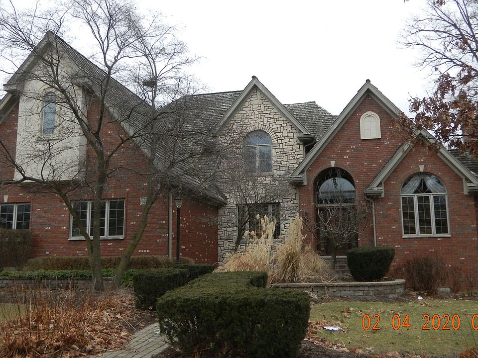 1st image of 16125 Wildwood Ln