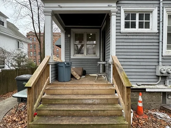 29 Orkney Rd #27B, Brighton, MA 02135