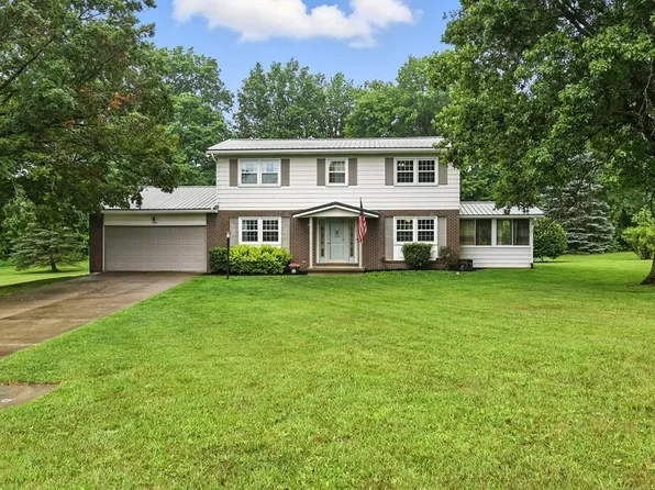 1085 Lewis Rd, Mansfield, OH 44903