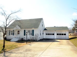 24 Grandview Rd, Cambridge, OH 43725