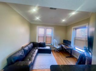 46 Hereford St APT 4R, Boston, MA 02115