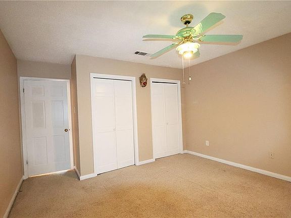 5th image of 1014 Saint Julien Dr APT A3