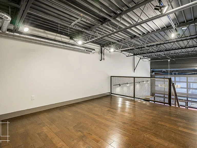 Wonder Bread Lofts — Photo 9