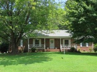 5981 Scott Rd, Gloucester, VA 23061