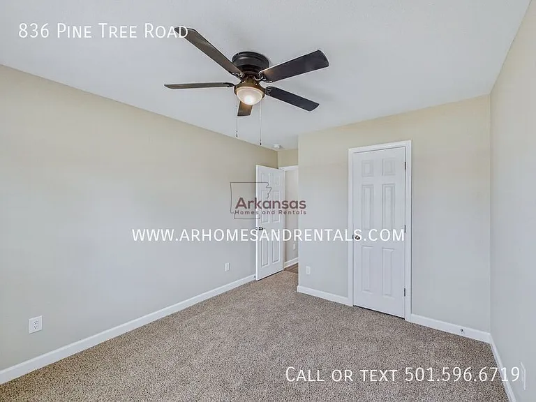 836 Pine Tree Rd — Photo 12