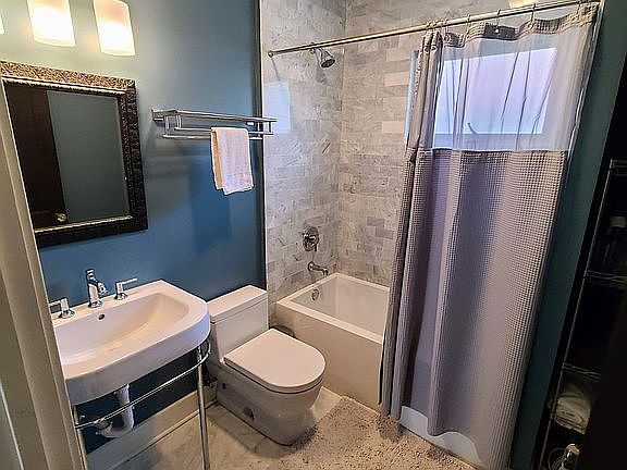 Full Bathroom, 2nd Floor