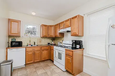 Kitchen with Fridge, Stove, Dishwasher