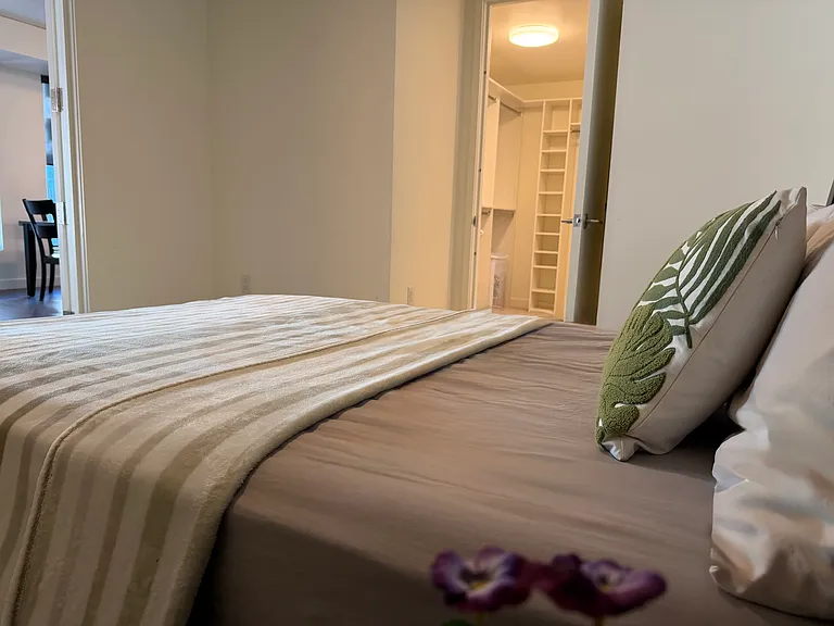 1750 Wewatta St #807 — Photo 12