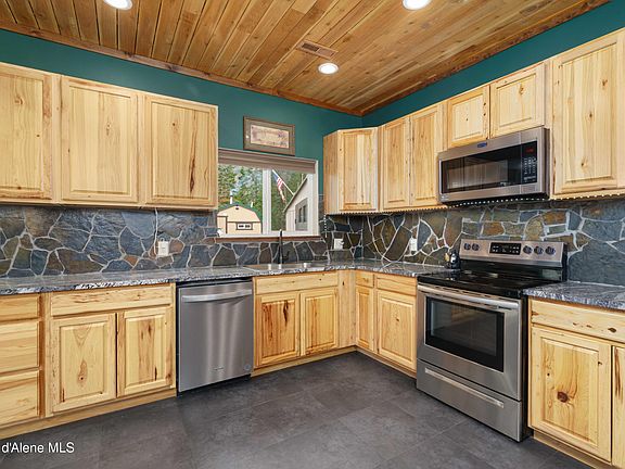5th image of 12251 W Blessing Hill Rd