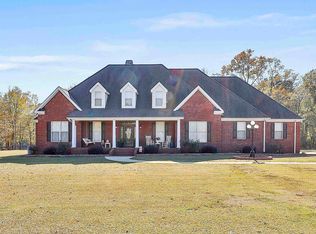 395 W McIntosh Rd, Brooks, GA 30205