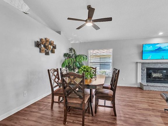 5th image of 4932 Ridgemoor Cir