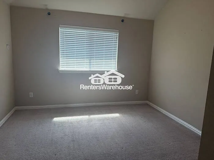 3612 Vienna St — Photo 31