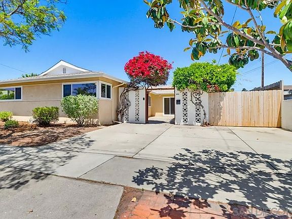 5th image of 8464 Lake Gaby Ave
