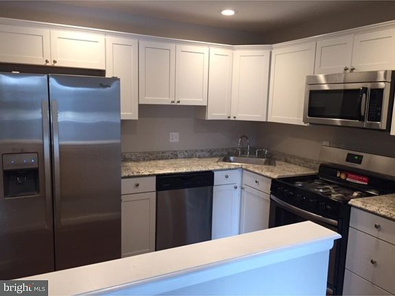 3rd image of 2115 Woodhollow Dr #2115