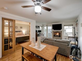 2244 13th Ave W APT 204, Seattle, WA 98119