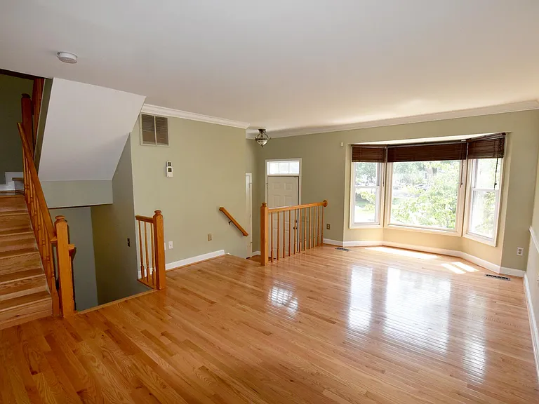 6084 Joust Ln — Photo 19