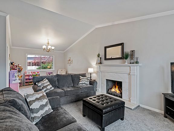 4th image of 6191 S Rainsborough Rd