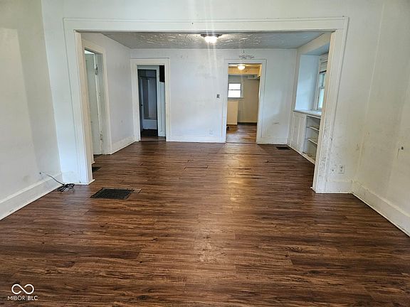 3rd image of 918 N Olney St
