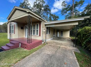 116 W Bertheaud Ave, Opelousas, LA 70570